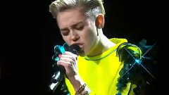 Miley Cyrus - Wrecking Ball