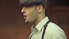 Adrian Gaxha - Ngjyra E Kuqe