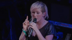 Ellie Goulding - I Know You Care