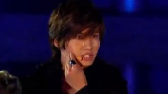 东方神起 - Keep Your Head Down