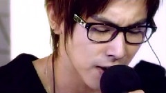东方神起 - Love In The Ice