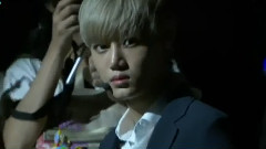 EXO - Mnet Wide Behind