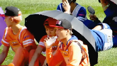 EXO - 空手练习射箭