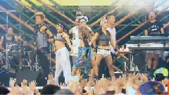 倖田来未 - IS THIS TRAP? & キューティーハニー~Butterfly & LALALALALA