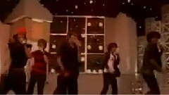 V6 - Music Station