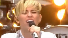 Miley Cyrus - Wrecking Ball