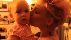 Pink - Fuckin' Perfect