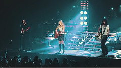 The Band Perry - Don't Let Me Be Lonely