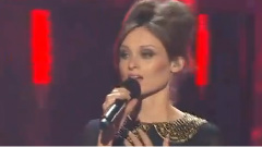 Sophie Ellis Bextor - Not Giving Up On Love