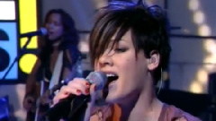 Pink - Family Portrait TOTP UK