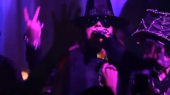 Guns N' Roses - Welcome To The Jungle