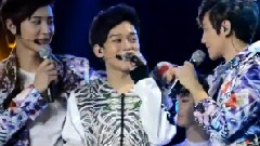 EXO-K,EXO-M,EXO - 白贤 & 灿烈 & Chen自我介绍说菲语