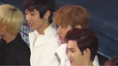 EXO - SBS歌谣大战 艺人席