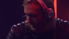 David Guetta - Titanium (Alesso Remix) & She Wolf (Falling To Pieces)