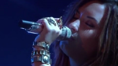 Demi Lovato - Skyscraper