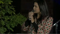 Jordin Sparks - No Air Christmas Lighting