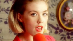 Mika - Elle Me Dit