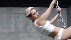 Miley Cyrus - Wrecking Ball