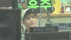 EXO - Kiss The Radio