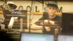 EXO,EXO-K - Kiss The Radio