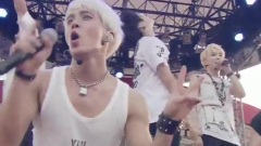 SHINee - Boys Meet U