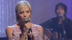 Katharine McPhee - Terrified Bonnie Hunt