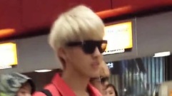 EXO - EXO柏林机场接机