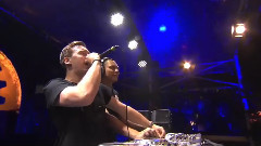 Tiësto,Hardwell - Tiësto vs Hardwell Tomorrowland 2014