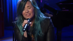 Demi Lovato - Skyscrape