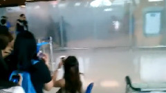 金秀贤 - 金秀贤于泰国机场
