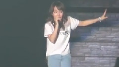 Younha - 红霞