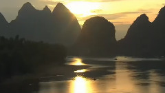 乌苏里船歌