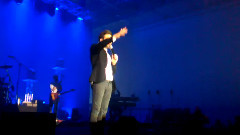 Shane Filan - Shane Filan's Gifts From Fans & Beautiful In White Snippet