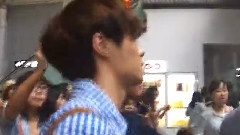 EXO,EXO-M - 机场送机