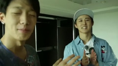 B.I(iKON),iKON - 房间分配