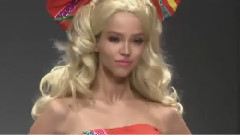 Fashion Show - Sasha Luss