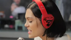 Jessie J - Burnin' Up