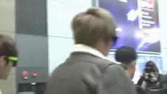 吴亦凡 - 仁川赴上海关内