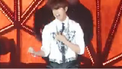 东方神起 - Keep Your Head Down
