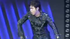 郑允浩,东方神起 - Maximum