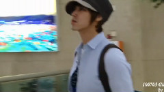 郑允浩,东方神起 - Gimpo Airport
