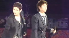 郑允浩,东方神起 - Wrong Number