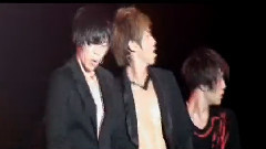 郑允浩,东方神起 - Rising Sun