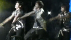郑允浩,东方神起 - Rising Sun & The Way You Are