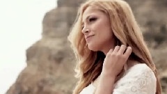 Ell & Nikki - Running Scared