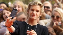 Cody Simpson - I Feel So Close To You