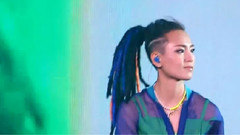 周笔畅 - 猎