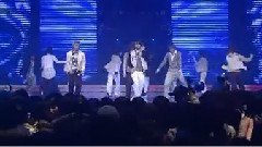 Super Junior - 各色打歌服混合