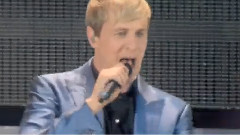 Westlife - Upstown Girl