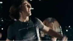 R5 - Loud